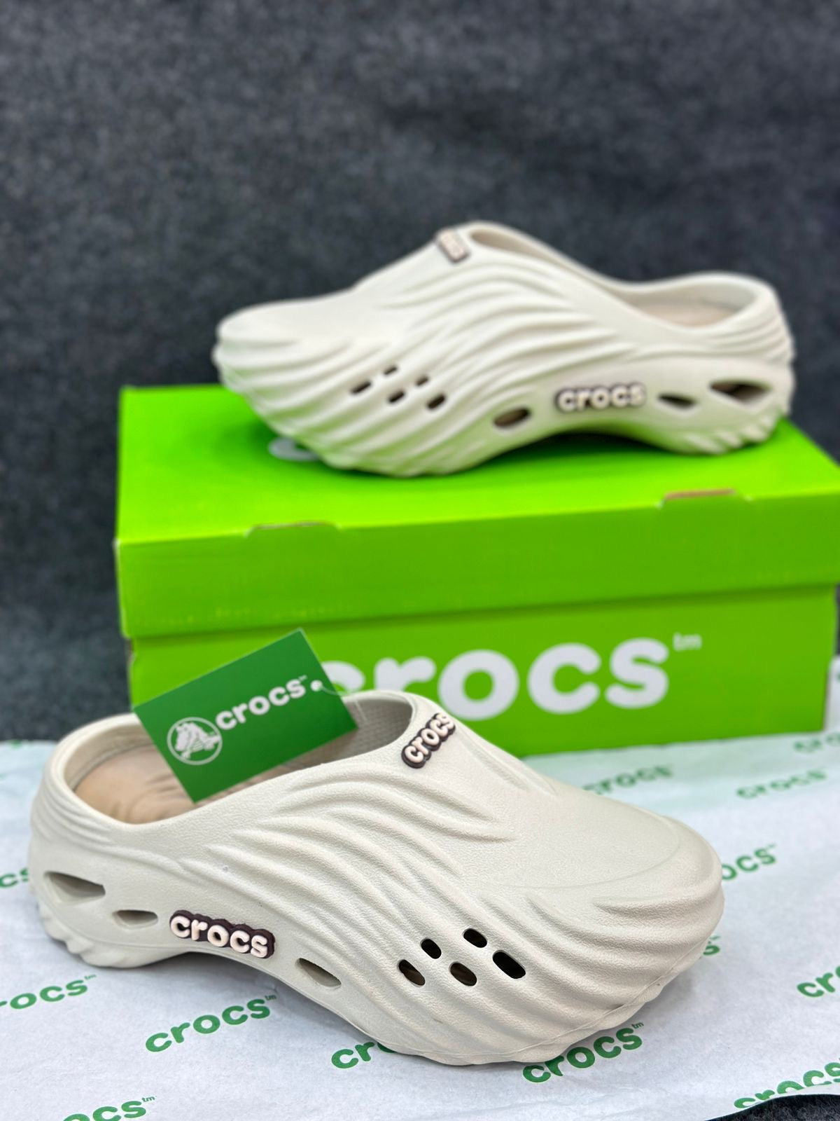 CROCS WAVE