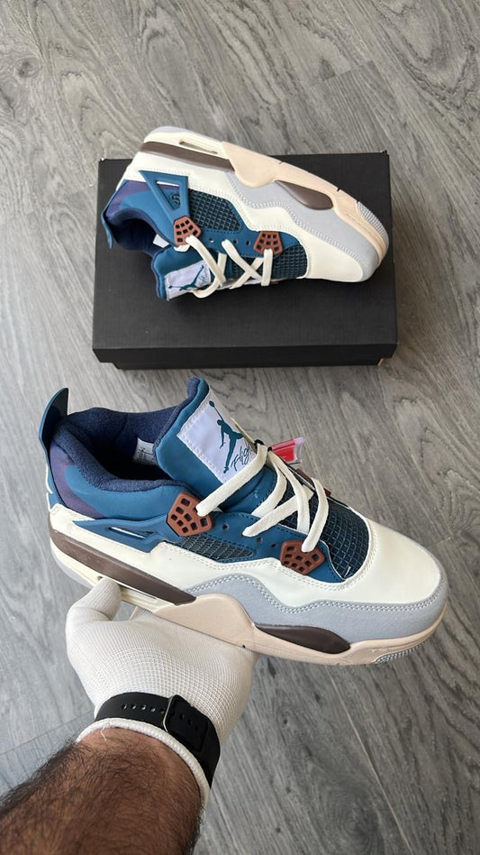 AIR JORDAN RETRO 4