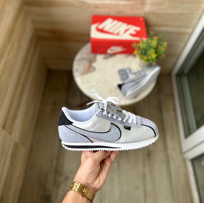NIKE CORTEZ petals united