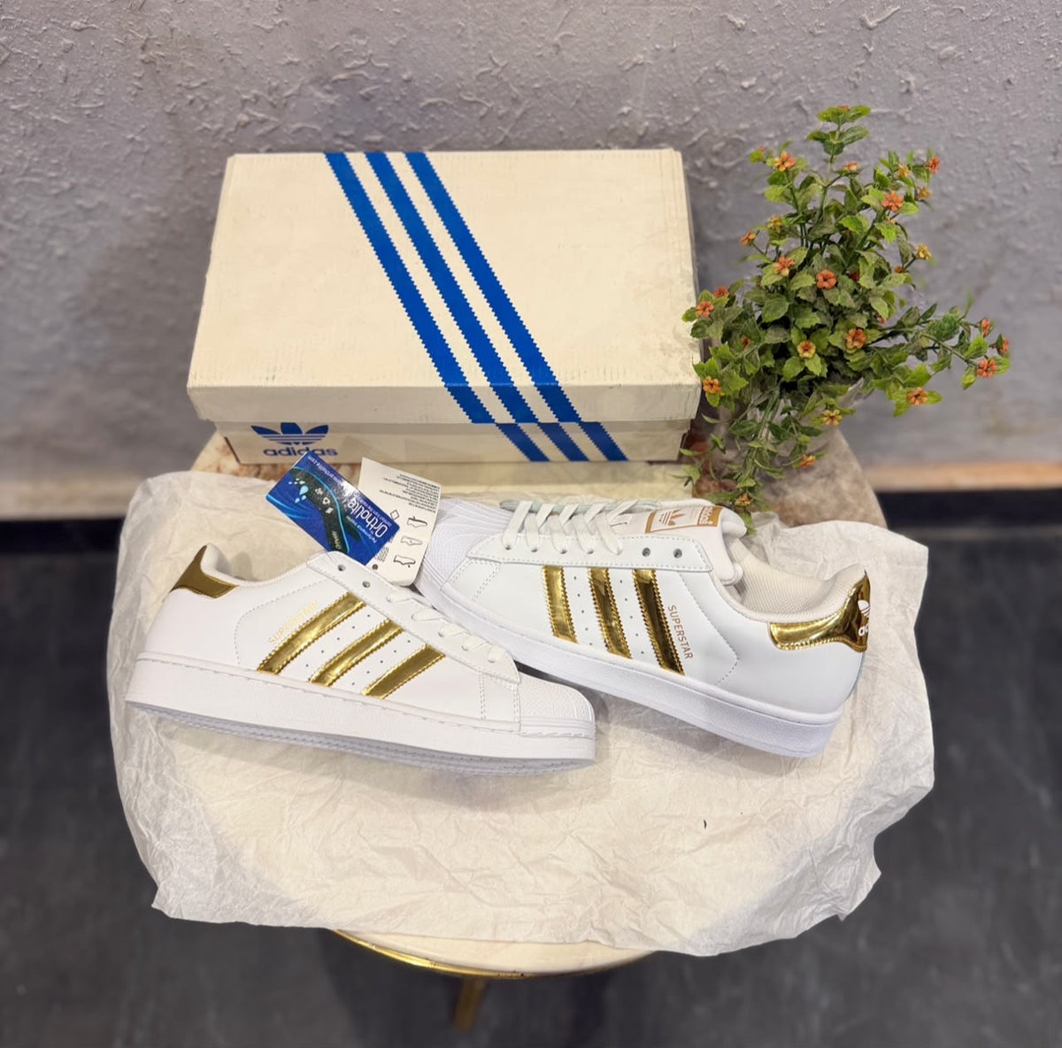 ADIDAS ORIGINALS SUPERSTAR  WHITE GOLD