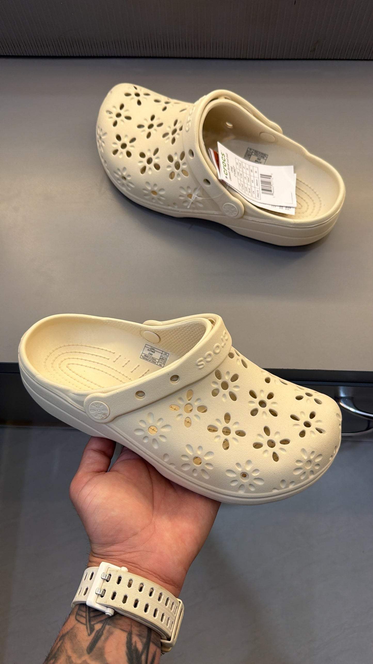 CROCS CLASSIC FLORAL GIRLS