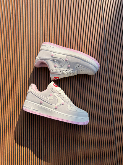 NIKE AIRFORCE VALENTINE