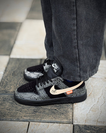 NIKE SB DUNK ZEBRA 7A