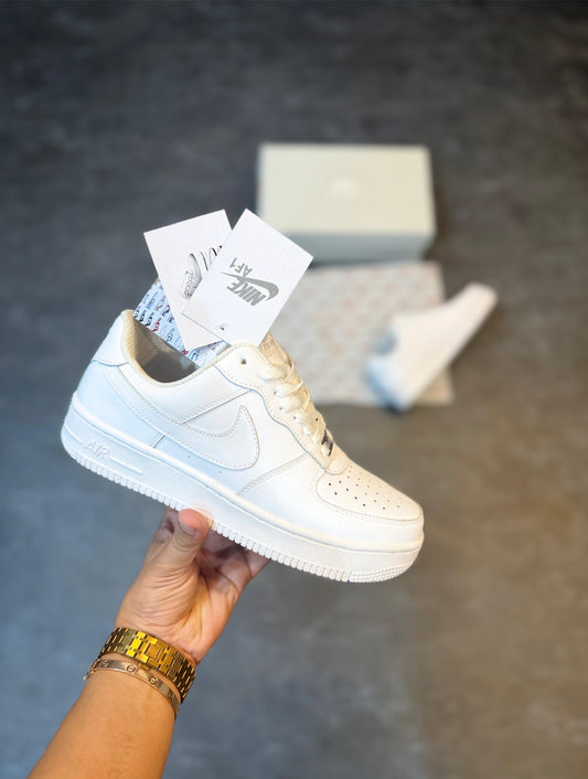 NIKE AIRFORCE ONE IMPORTED