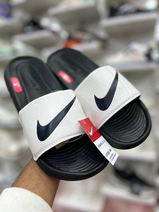 NIKE SLIPPER 7A