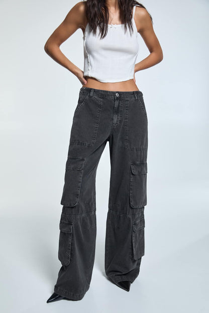 Bareshka Brand
Heavy Quality Branded Multi Pockets Baggy Cargo