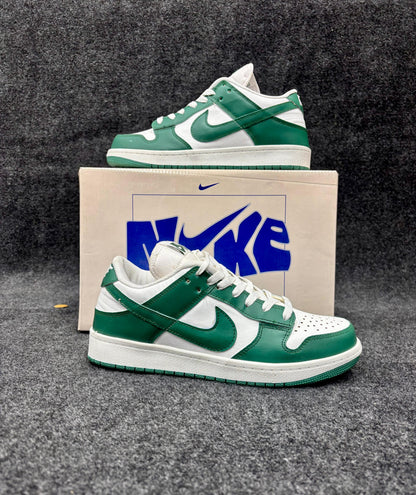 NIKE SB