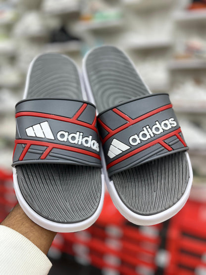 Adidas slipper 7a