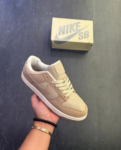 NIKE SB DUNK SANDDRIFT