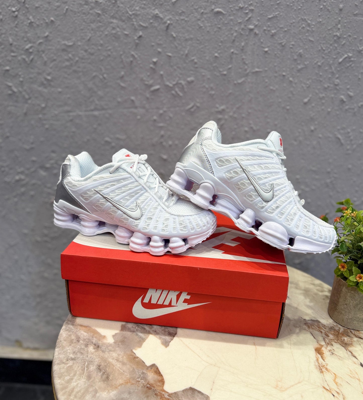 NIKE SHOX TL TRIPPLE WHITE