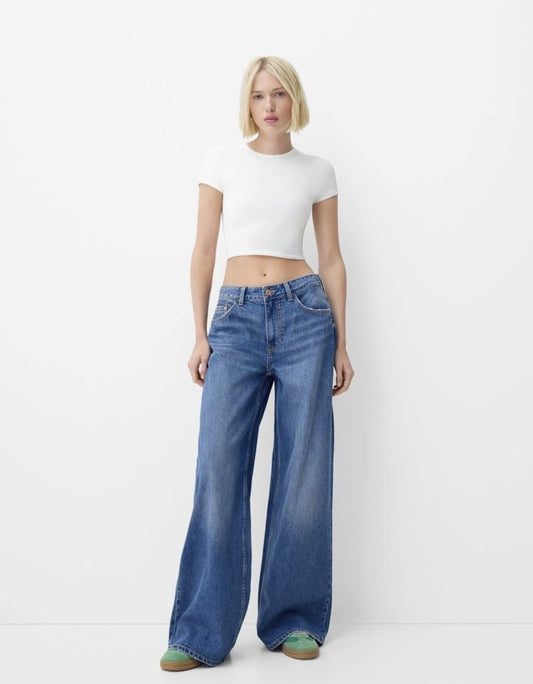 Pull&Bear Brand*
High Rise Wide Leg Denim