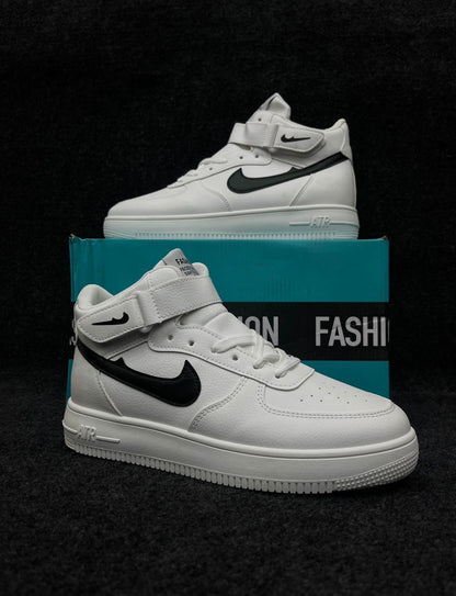NIKE AIRFORCE MID 1