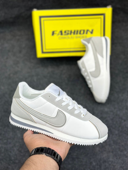 NIKE CORTEZ