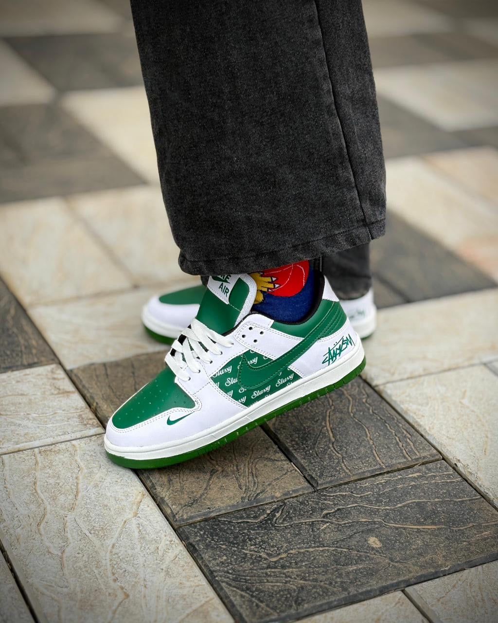 NIKE sb dunk  stussy green 7A