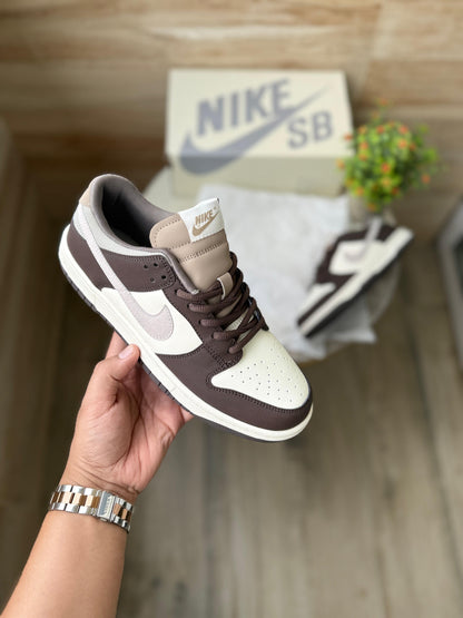 NIKE SB DUNK LOW OTOMO KATSUHIRO BROWN WHITE