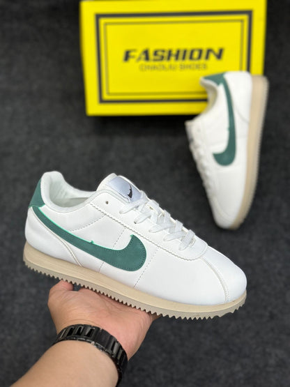 NIKE CORTEZ