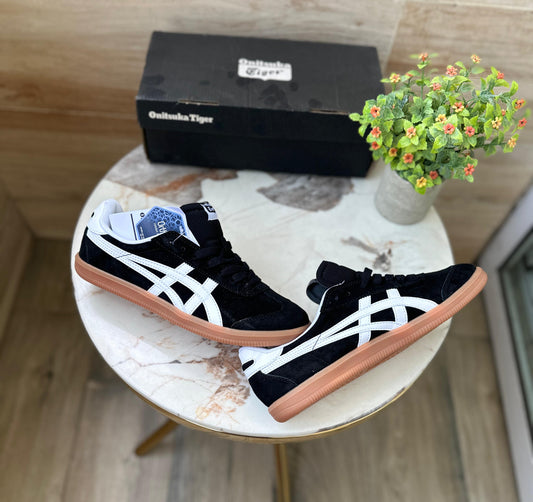 ONITSUKA TIGER TOKUTEN BLACK WHITE