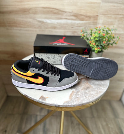 AIR JORDANS RETRO 1 LOW GREY BLACK ORANGE