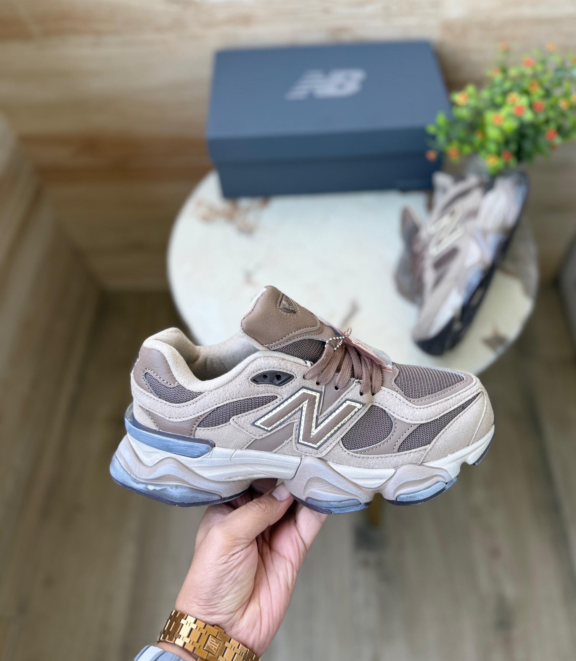 NEW BALANCE 9060 CHOCOLATE