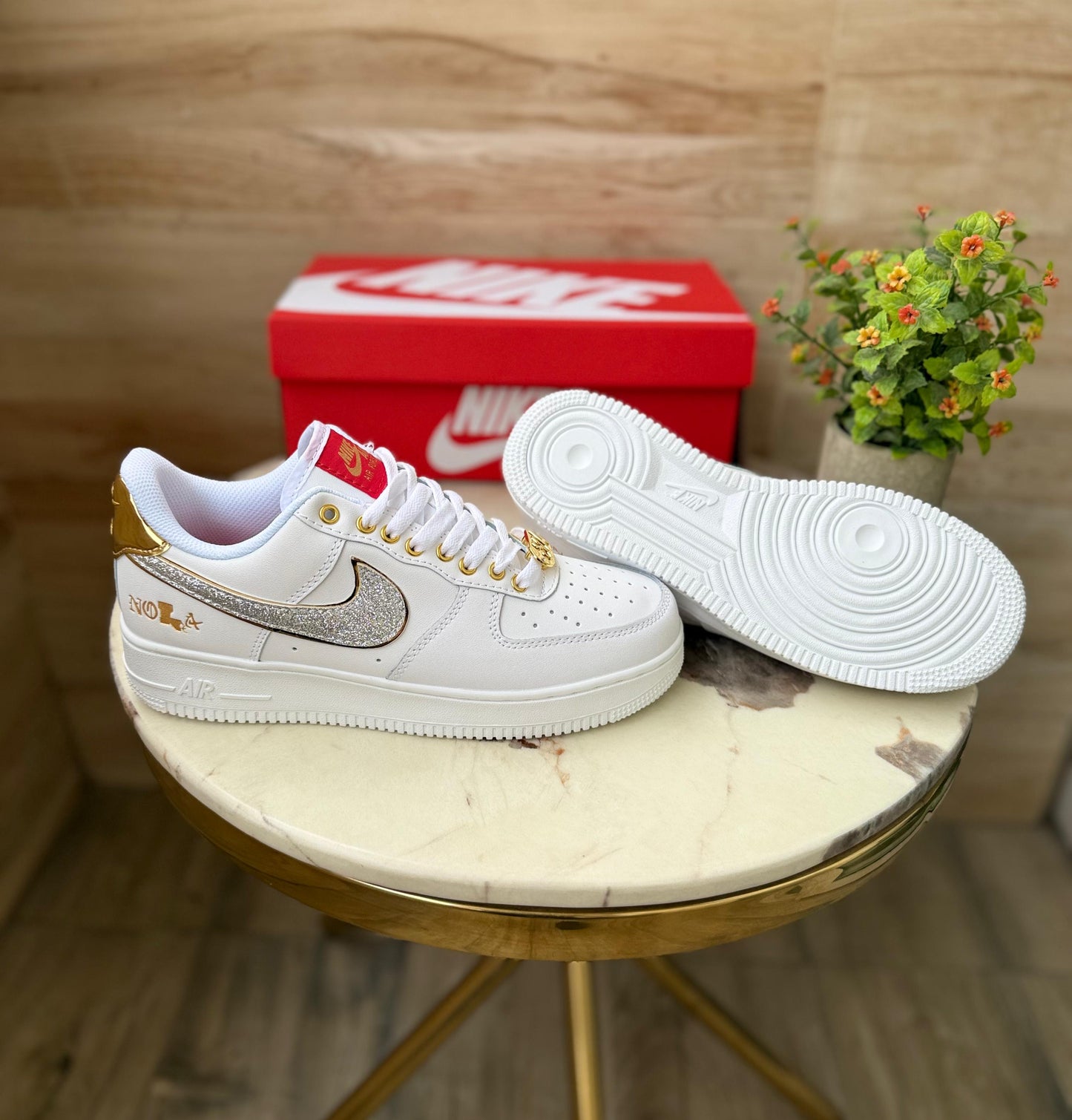 NIKE AIRFORCE ONE NOLA