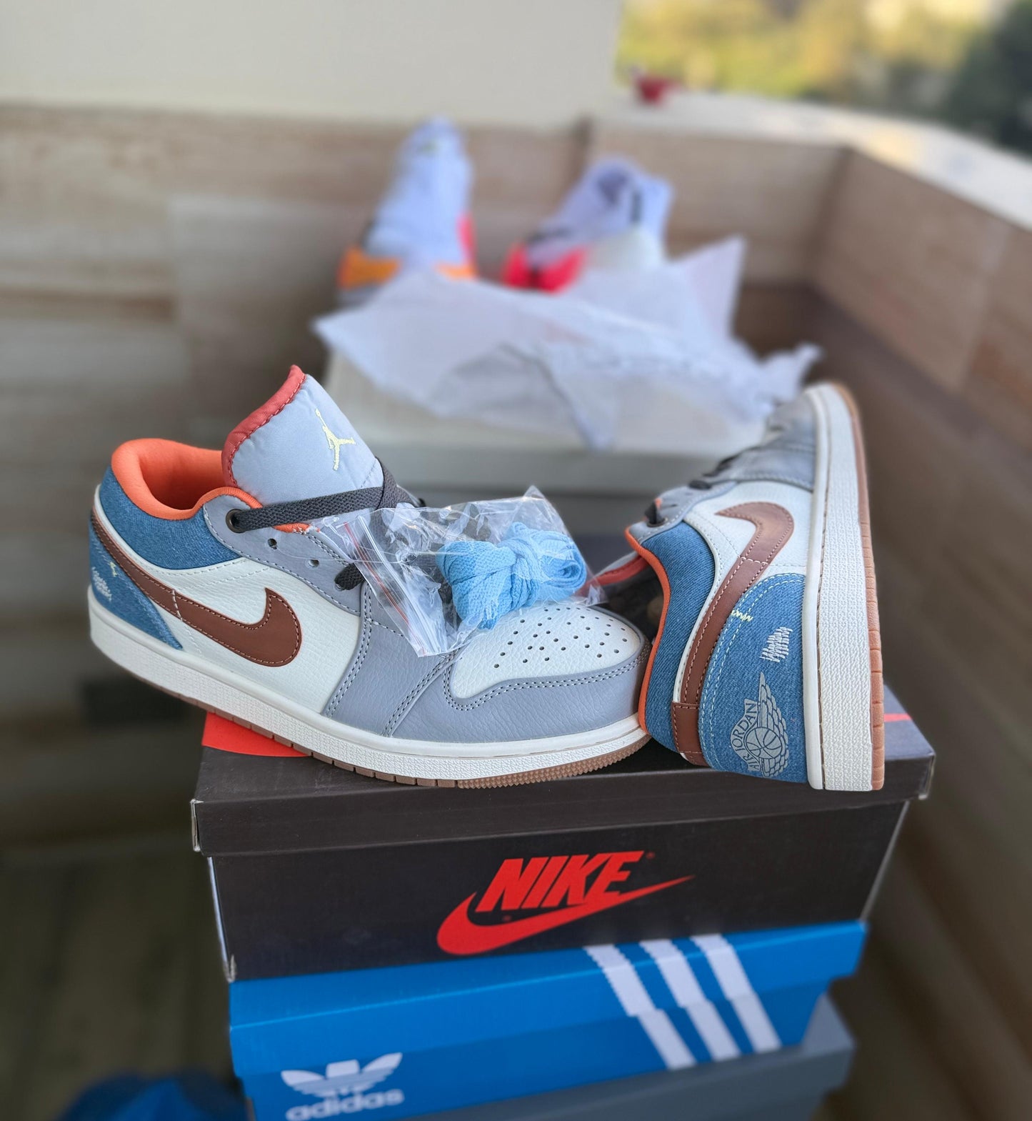 AIR JORDAN RETRO 1 CUT PHANTOM DENIM