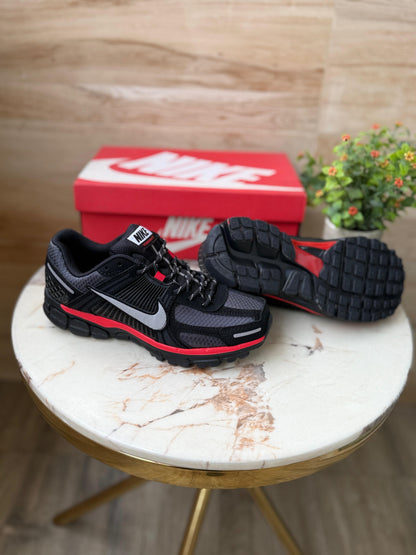 NIKE ZOOM VOMERO BRED SPIDER-MAN