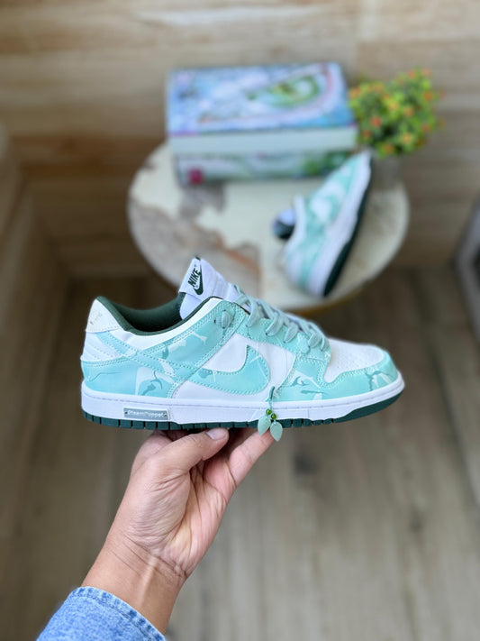 NIKE SB DUNK SNAKE OF THE YEAR 2025