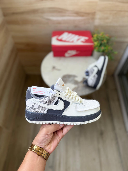 NIKE AIRFORCE BIG BANG WHITE GREY