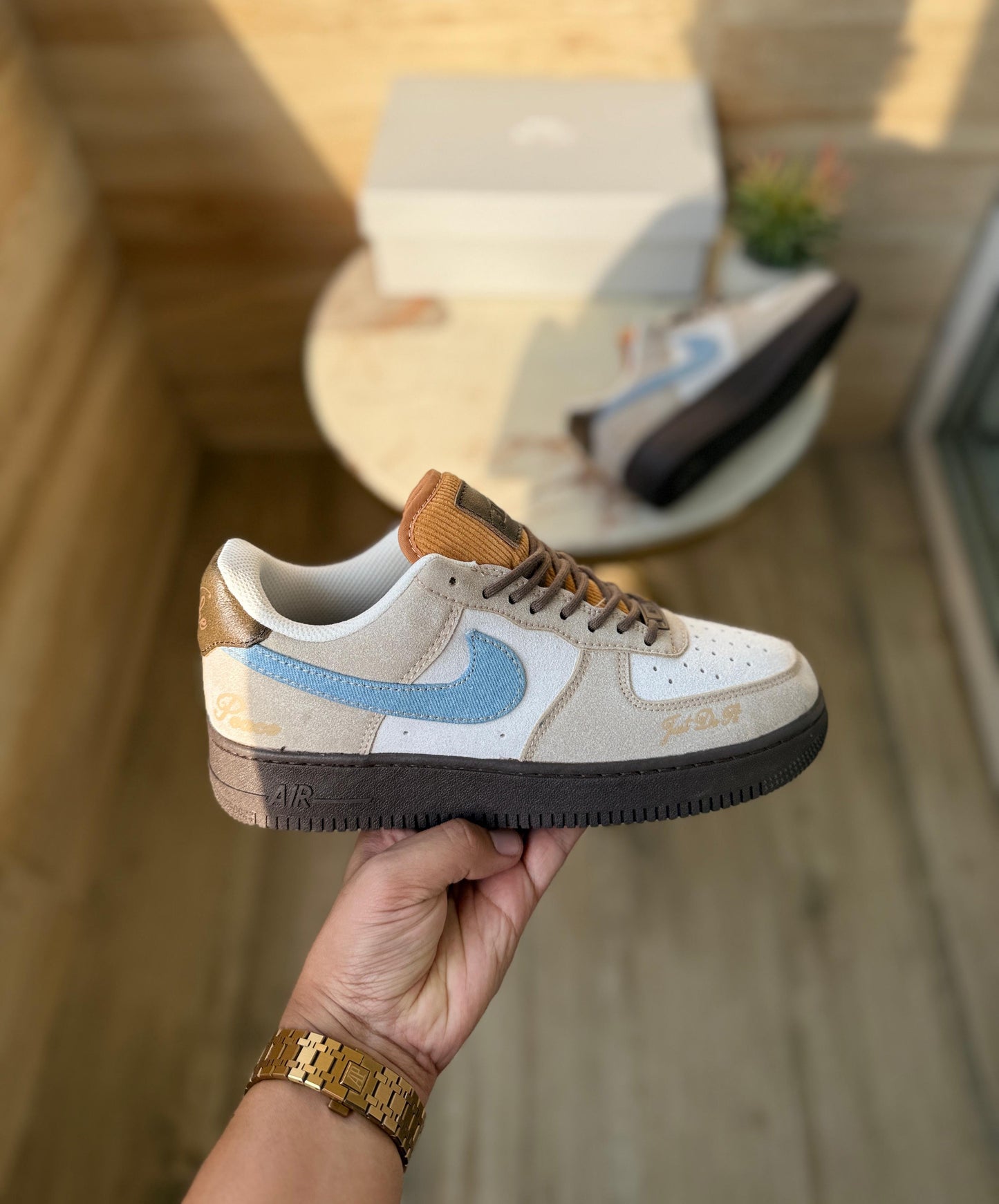 NIKE AIRFORCE ONE LOVE AND PEACE