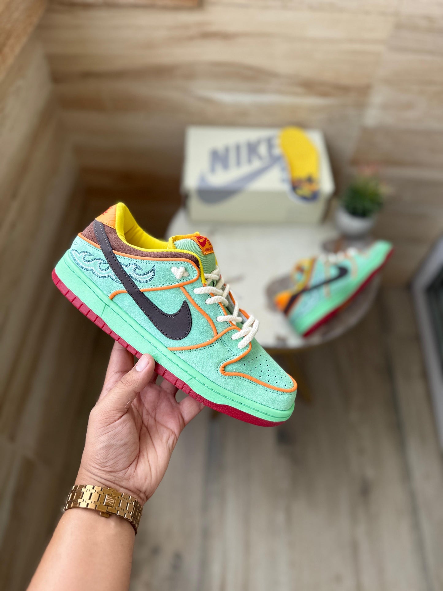 NIKE SB DUNK RODEO TOURMALINE