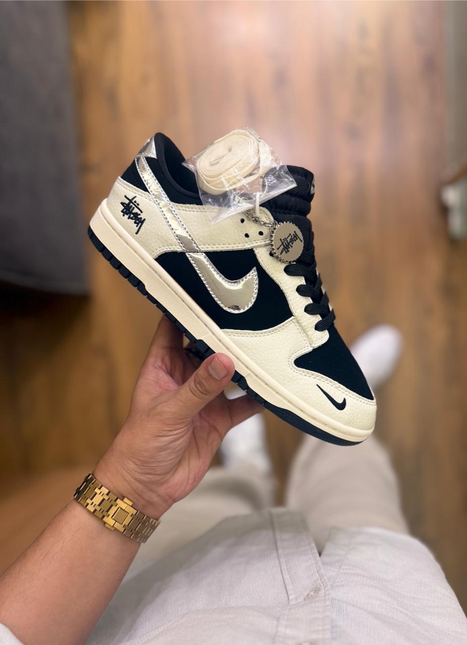 NIKE SB DUNK 2025 STUSSY BLACK SILVER