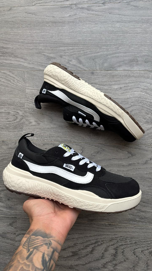 VANS ULTRA RANGE