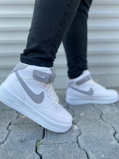 Buy 999/- one shoe get another one free✅📦