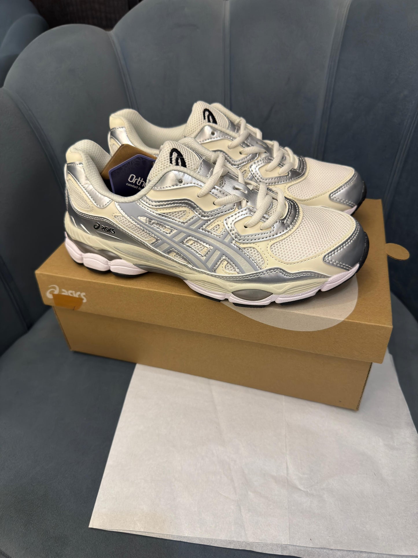 ASICS NYC KAYANO OG GREY