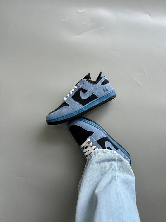 NIKE DUNK