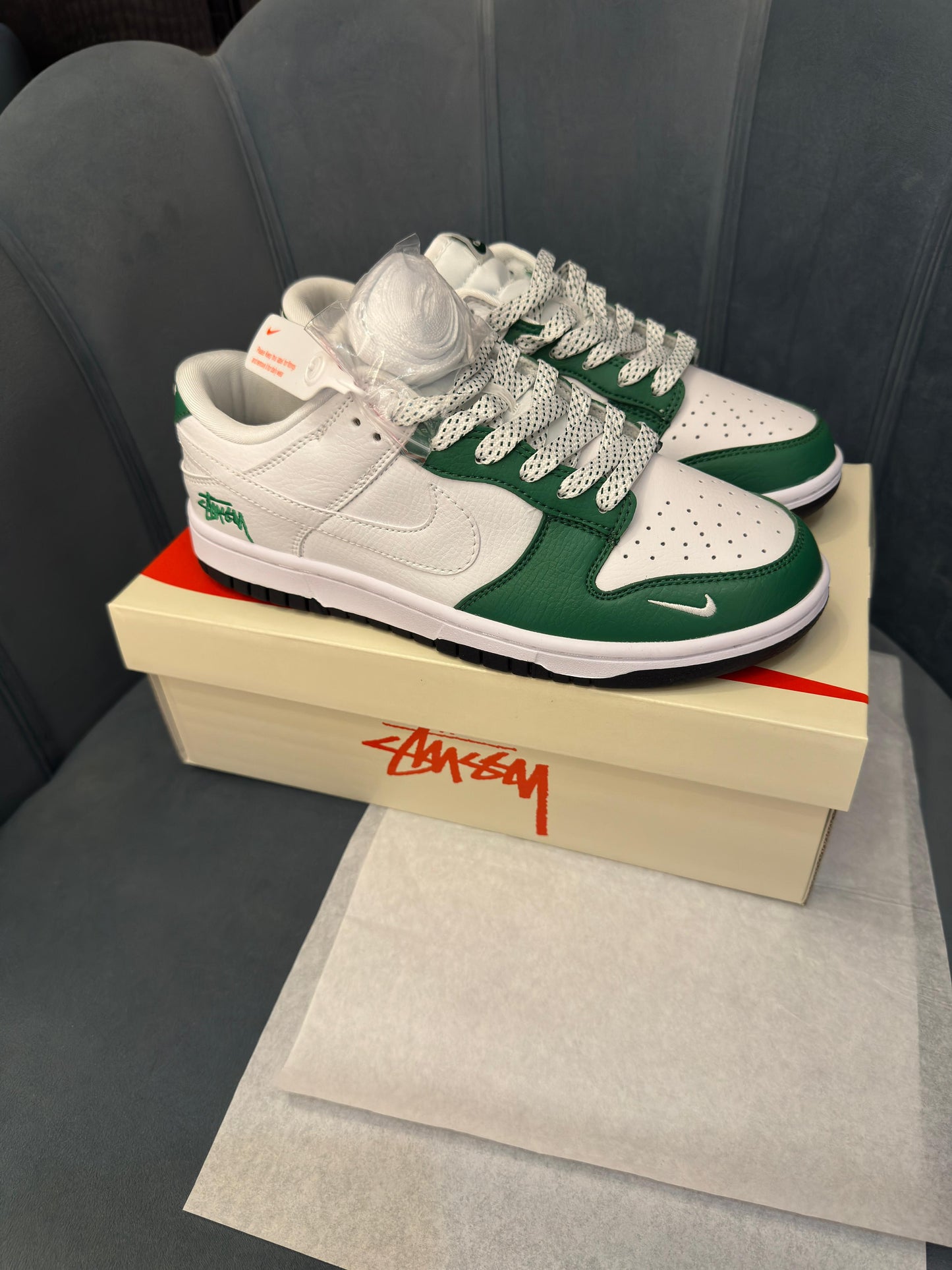 NIKE SB DUNK STUSSY WHITE GREEN 2026