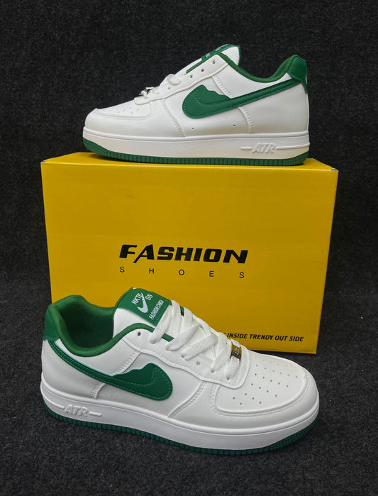 NIKE DUNK