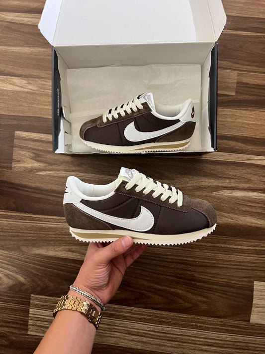 Nike cortez suede for girls