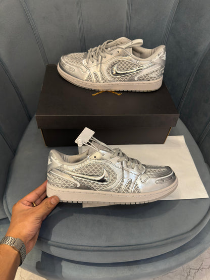 Jordan 1 Low Method Of Make V3  Metallic Silver