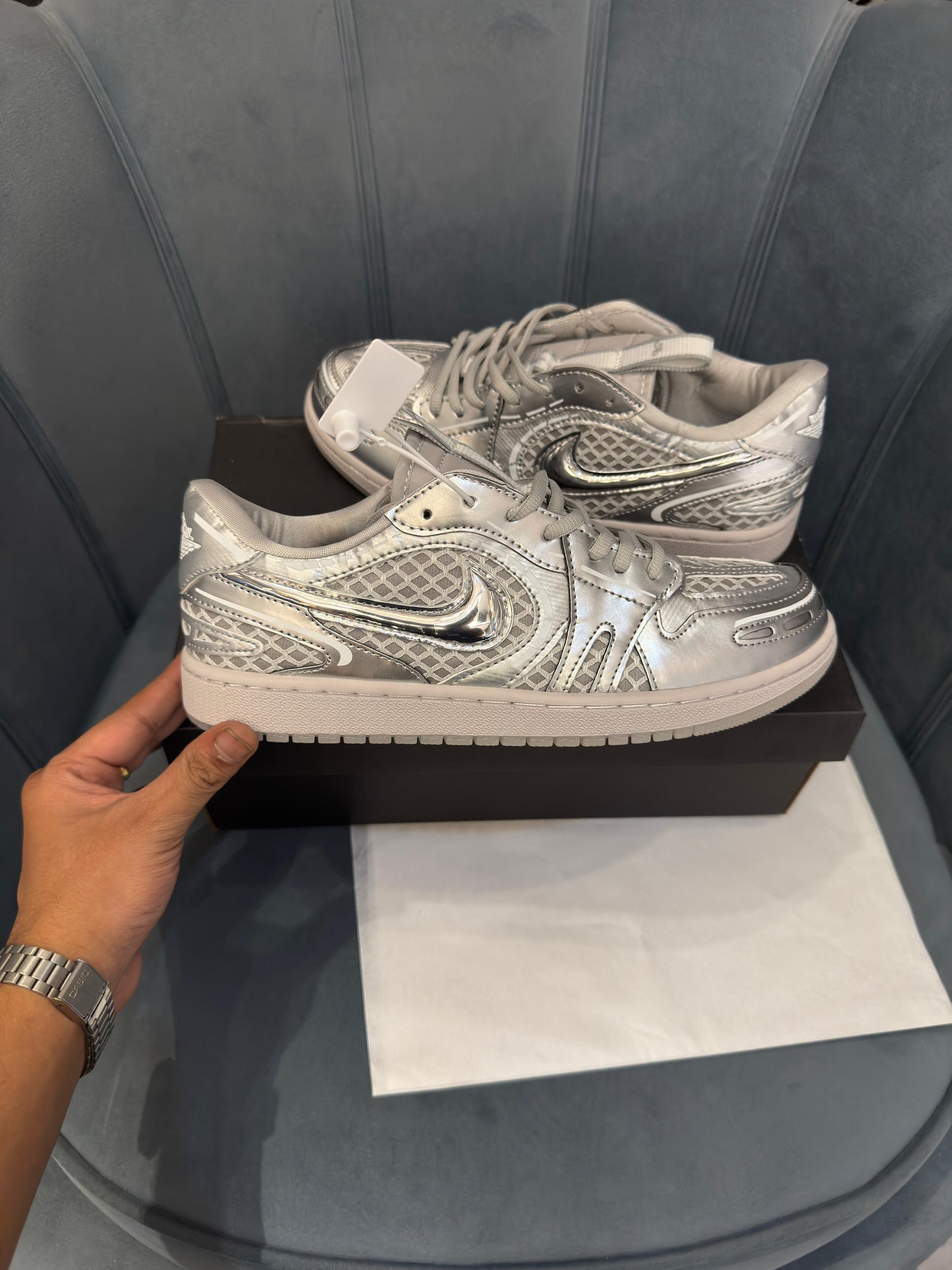 Jordan 1 Low Method Of Make V3  Metallic Silver