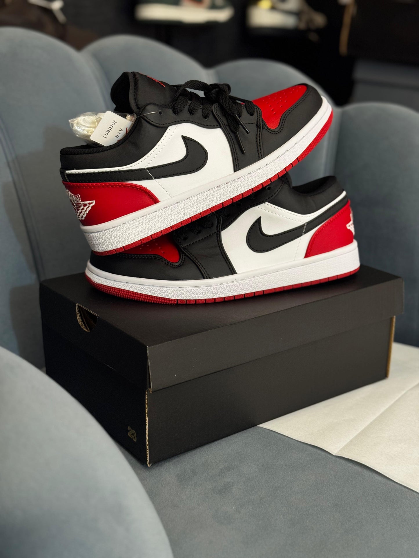 Nikee Air Jordan 1 Low BRED TOE