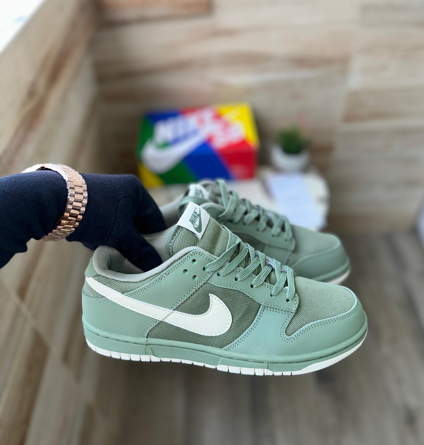 NIKE SB DUNK OIL GREEN AURA